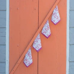 Pomegranate Inc Gardenia Vine Berry Napkin | Set of 4 Online