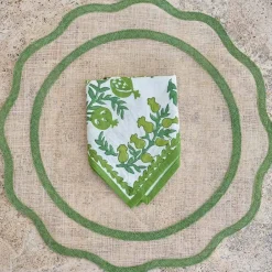 Pomegranate Inc Green Scalloped Edge Woven Placemats | Set 4 New