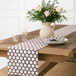 Pomegranate Inc India Hicks Home Sea Biscuit Chocolate Table Runner New