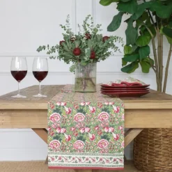 Pomegranate Inc Pomegranate Garden Wine & Rose Table Runner Best