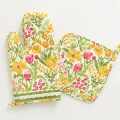 Pomegranate Inc 70s Flower Oven Mitt Set