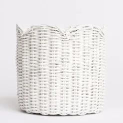 Pomegranate Inc White Wicker Scalloped Container